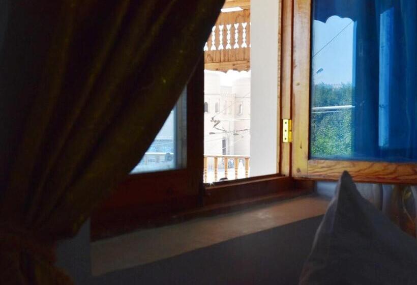 اتاق خانوادگی, Khiva Alibek B&b & Travel