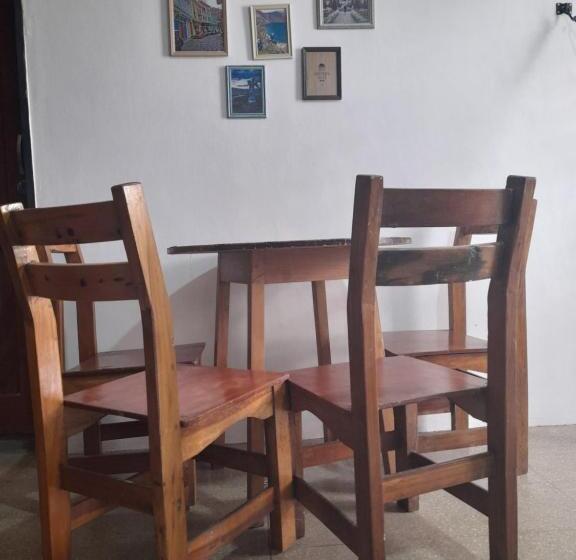 Номер Стандарт Индивидуальный Совместная Ванная, Casa Iwana