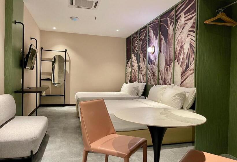 Семейный Номер, Harper Boutique Hotel At Sutera Avenue