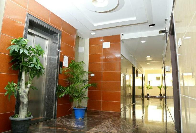 Номер Deluxe, Lakeview Residency, Sricity Tada