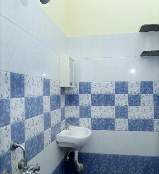 Номер Deluxe, Lakeview Residency, Sricity Tada