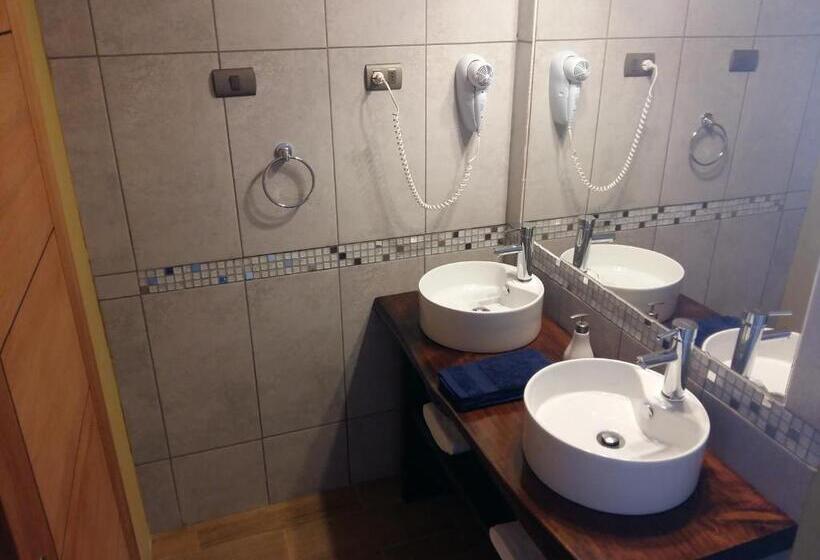 Полулюкс, Lodging Quirinal
