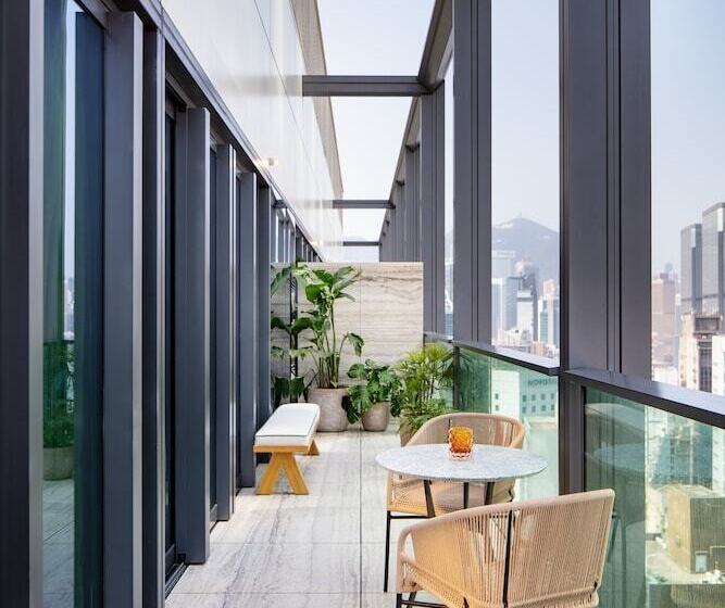 سوئیت پریمیوم, The Hari Hong Kong