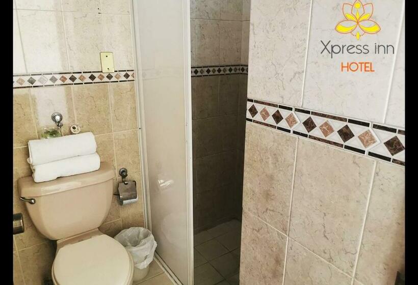 اتاق لوکس, Xpress Inn