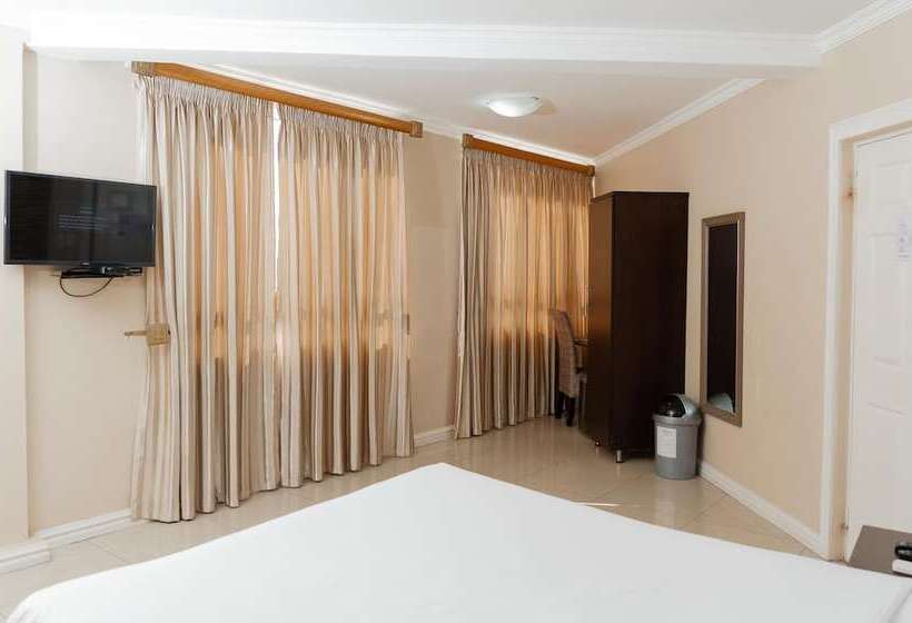 Номер Стандарт, Bayside Hotel 100 Pixley Kaseme Street