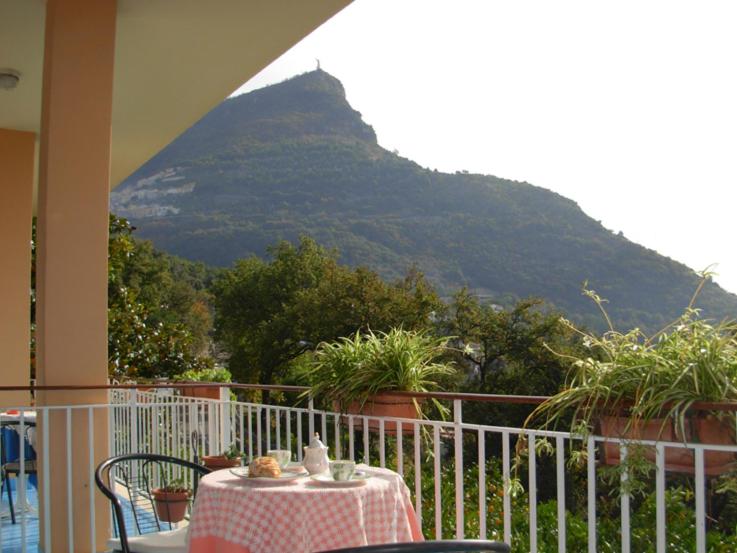 اتاق استاندارد سه نفره, Villa Degli Aranci
