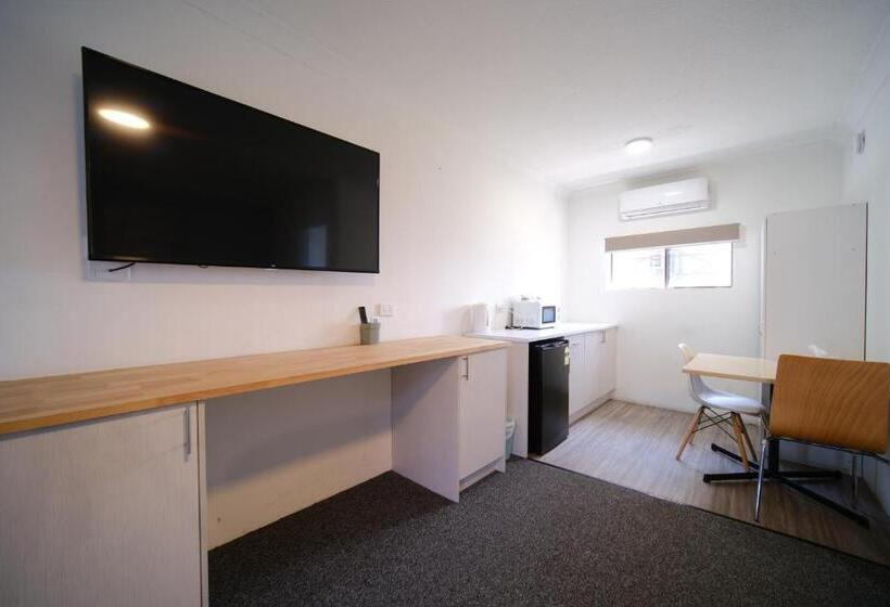 Номер Стандарт Индивидуальный Кровать Куин, Lakeside Inn Wollongong