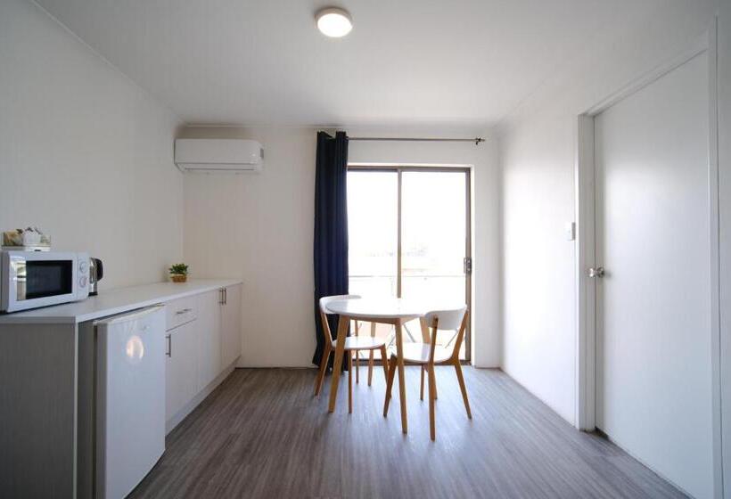 Номер Superior Кровать Кинг, Lakeside Inn Wollongong
