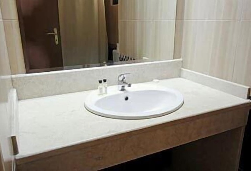 Студия Стандарт, Leonidas Hotel & Apartments