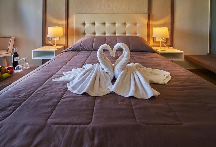 Номер Superior с Балконом, Eva Bay Hotel On The Beach   Adults Only