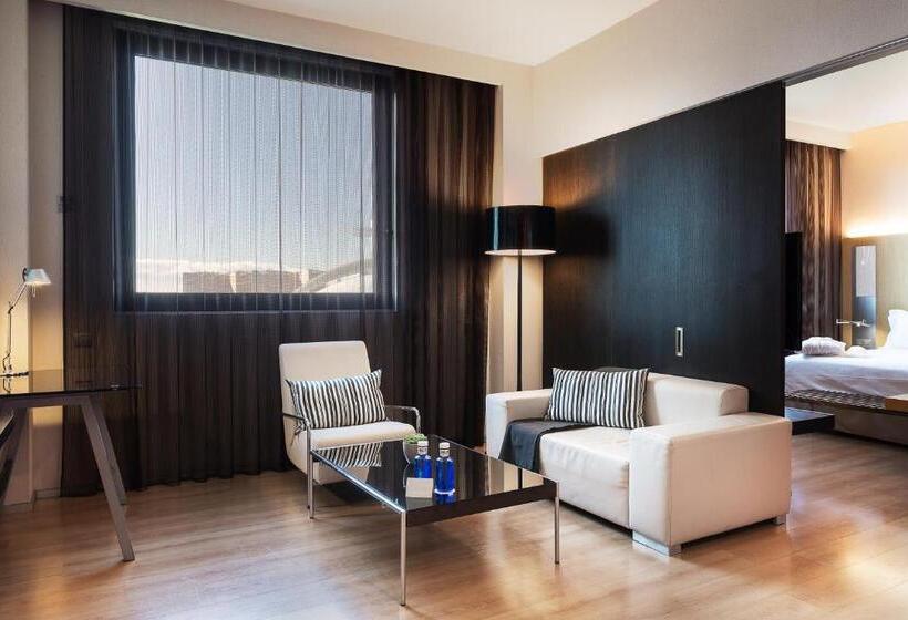 جناح جونيور, Barceló Valencia