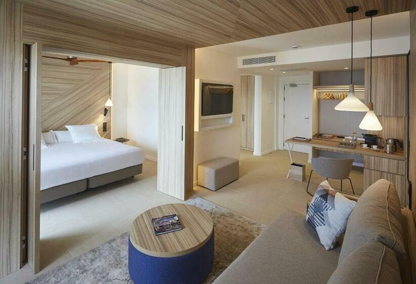 سوییت با چشم‌انداز دریا, Bordoy Alcudia Port Suites