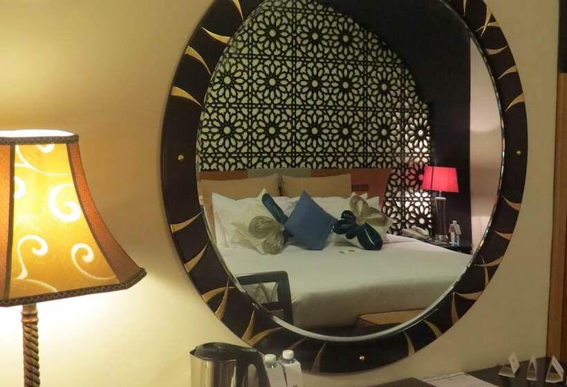 Президентский Люкс, The Park Hotel Formerly Al Jawhara Gardens
