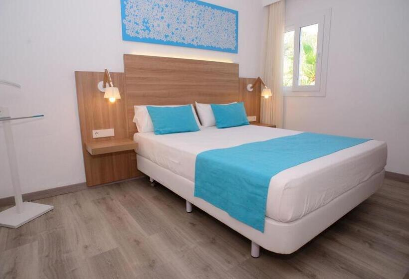 جناح عائلي, Cala Llenya Resort Ibiza