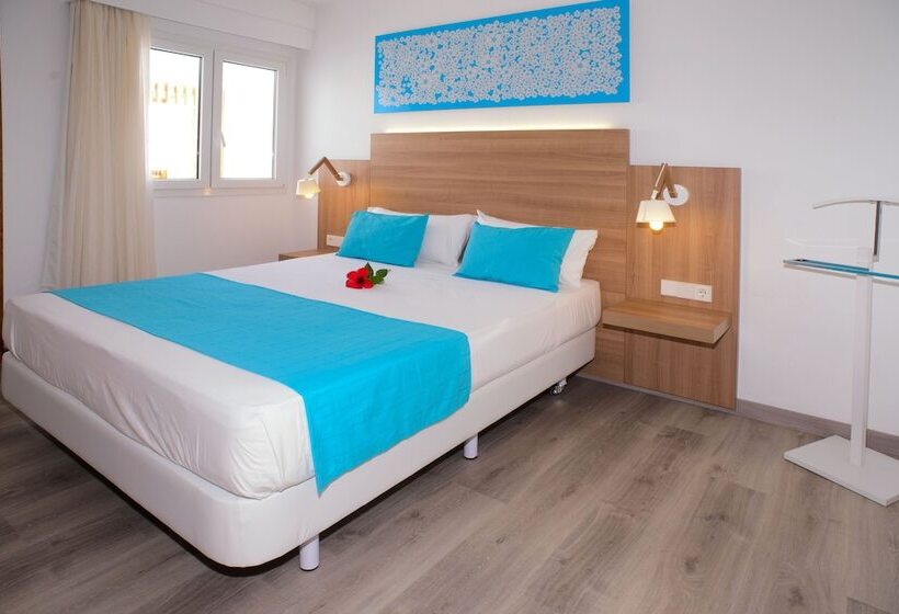جناح عائلي, Cala Llenya Resort Ibiza