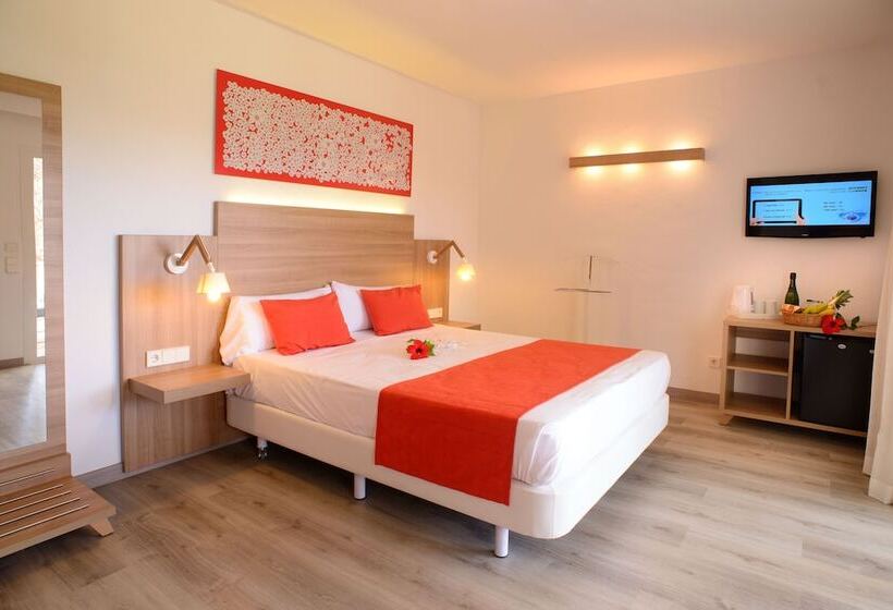 غرفة قياسية مطلّة علي الحديقة, Cala Llenya Resort Ibiza
