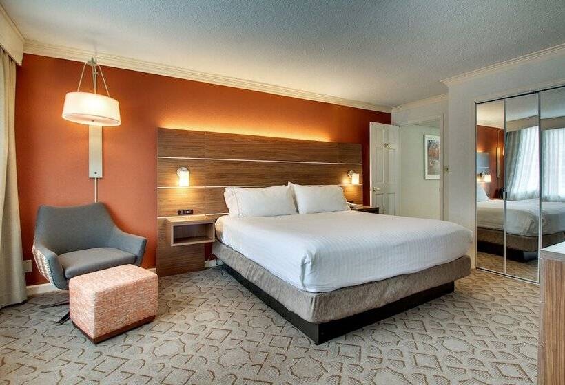 Люкс Кровать Кинг, Holiday Inn Express Poughkeepsie, An Ihg