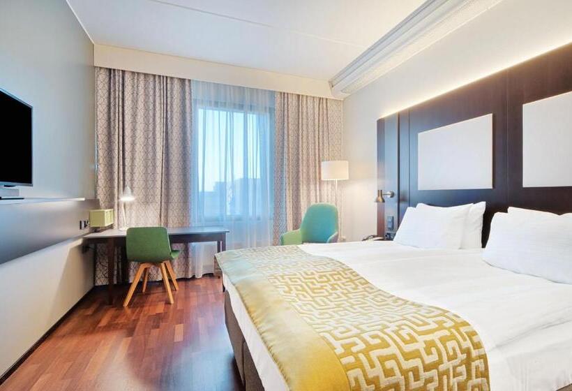 Номер Стандарт Двуспальная Кровать, Holiday Inn Helsinki West   Ruoholahti, An Ihg