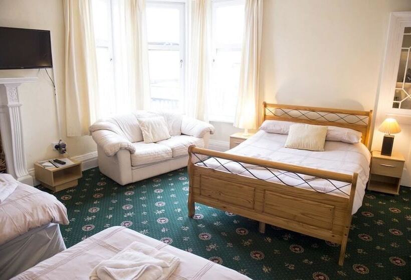 Семейный Номер, Dalgair House