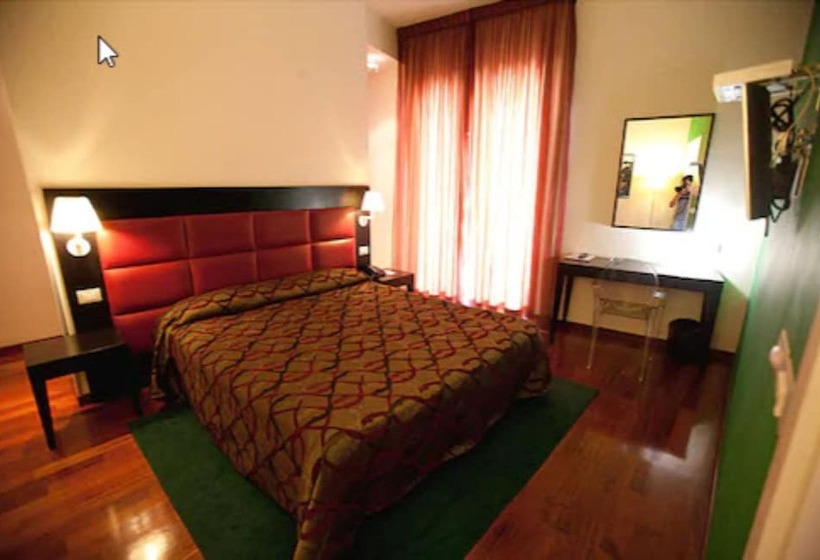 Camera Standard, La Chicca Palace