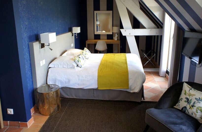 Полулюкс, Les Suites   Domaine De Crécy