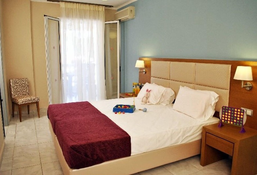 Семейный Номер, Plessas Palace