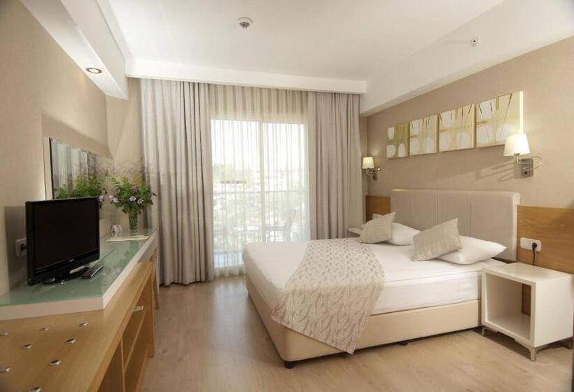 Номер Стандарт Боковой Вид на Море, Trendy Palm Beach Adults Only
