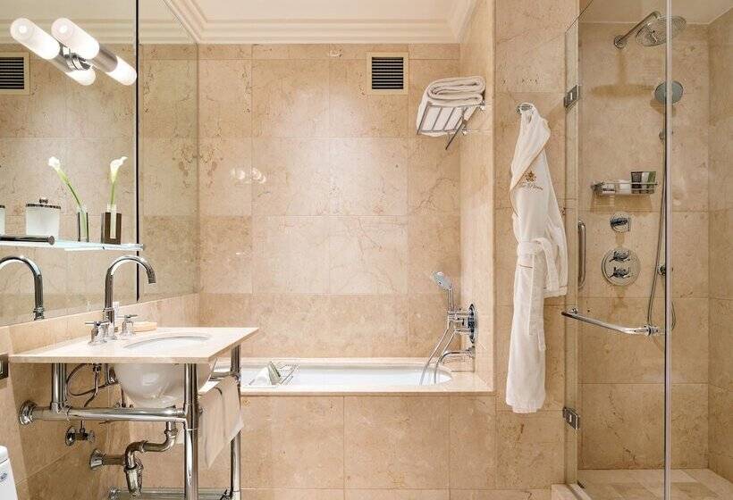 سوییت, The Pierre, A Taj Hotel, New York