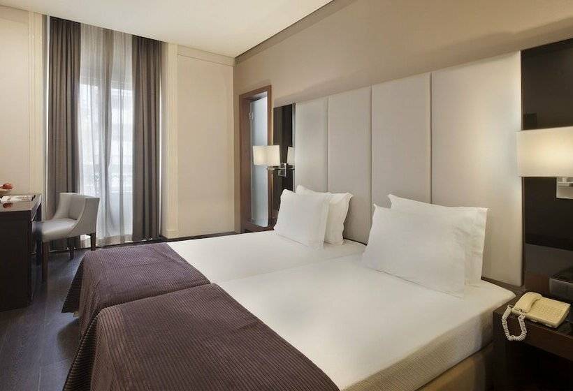 اتاق سوپریور سه تخته, Turim Restauradores
