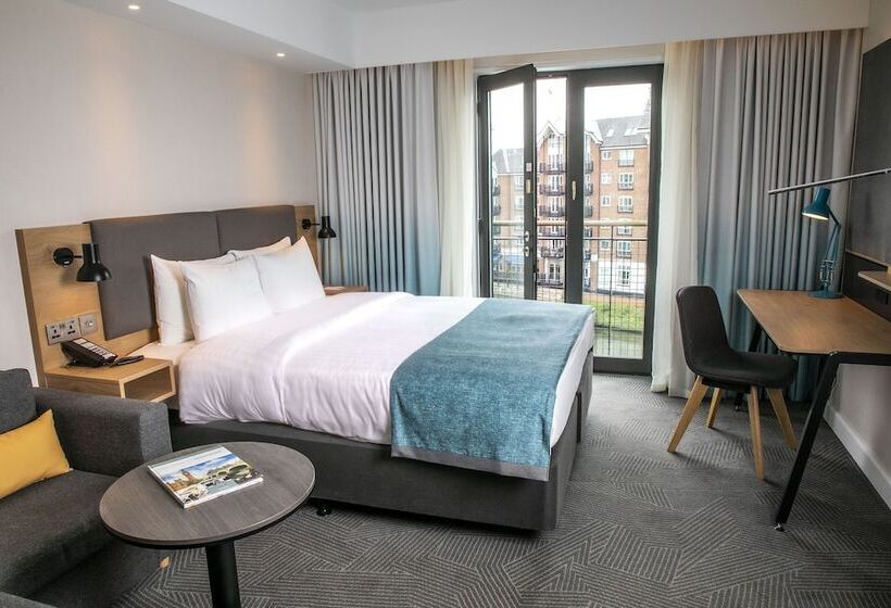 Номер Стандарт, Holiday Inn London Brentford Lock, An Ihg