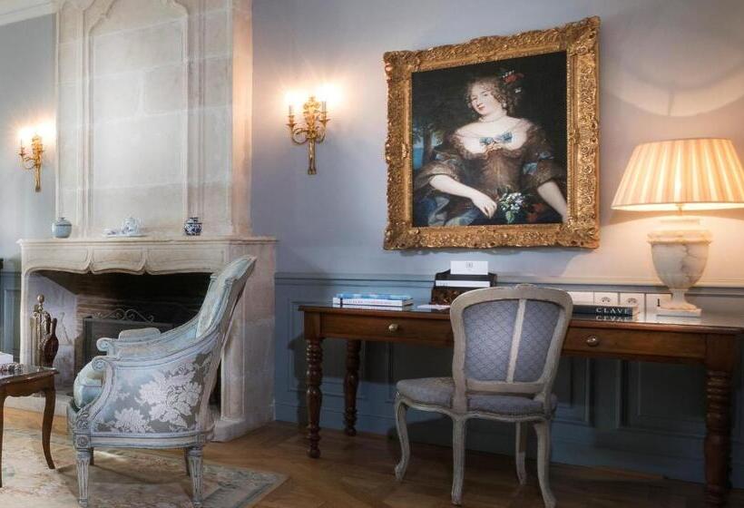 سوئیت پریمیوم, Hôtel De Toiras