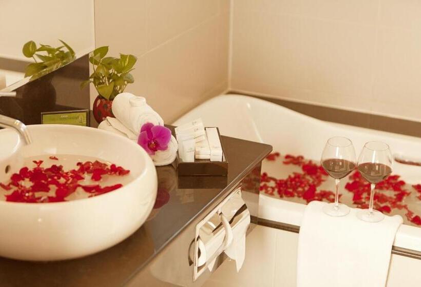 اتاق اجرایی, Liberty Hotel Saigon Parkview