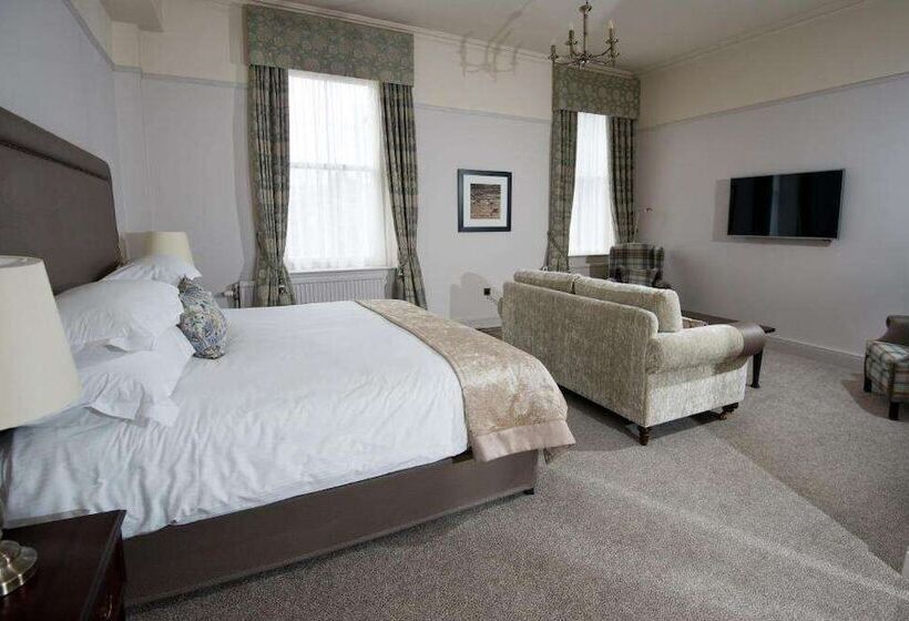 Семейный Номер Deluxe, Macdonald Old England Hotel & Spa