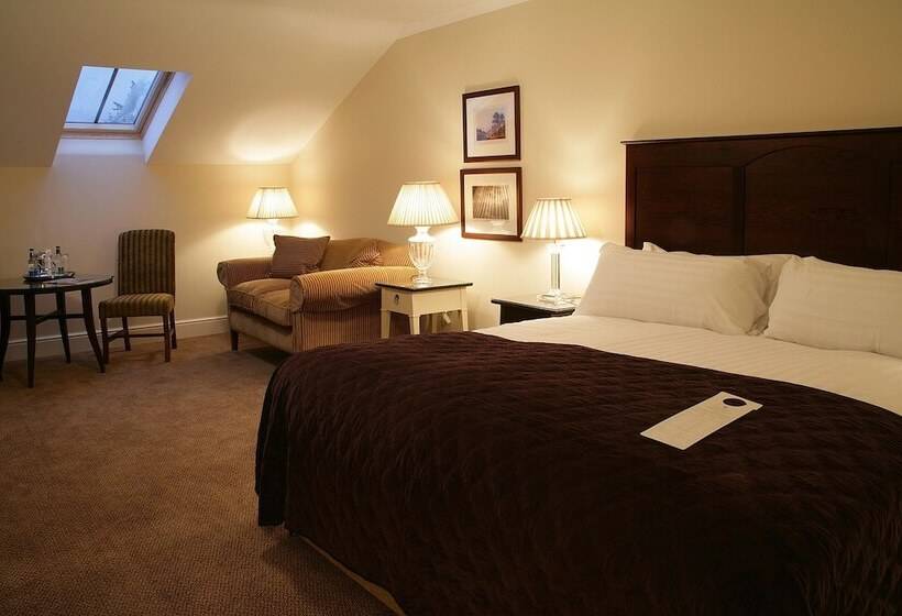 Семейный Номер Deluxe, Macdonald Old England Hotel & Spa