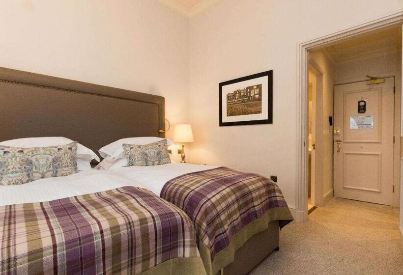 Номер Стандарт, Macdonald Old England Hotel & Spa