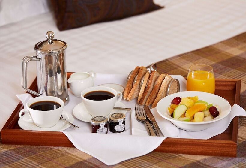 Номер Deluxe с Балконом, Macdonald Old England Hotel & Spa