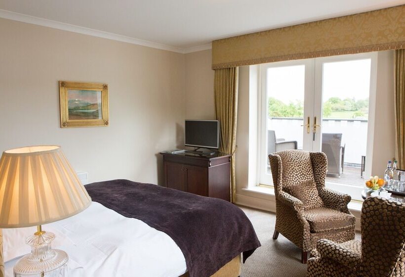 Номер Deluxe с Балконом, Macdonald Old England Hotel & Spa