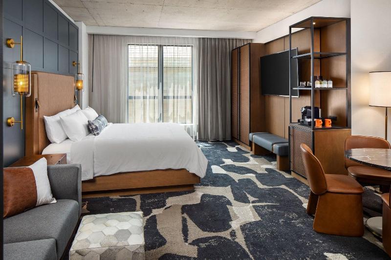 Семейный Номер Deluxe, Macdonald Old England Hotel & Spa