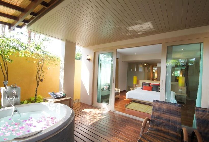 سوئیت پریمیوم, Pakasai Resort
