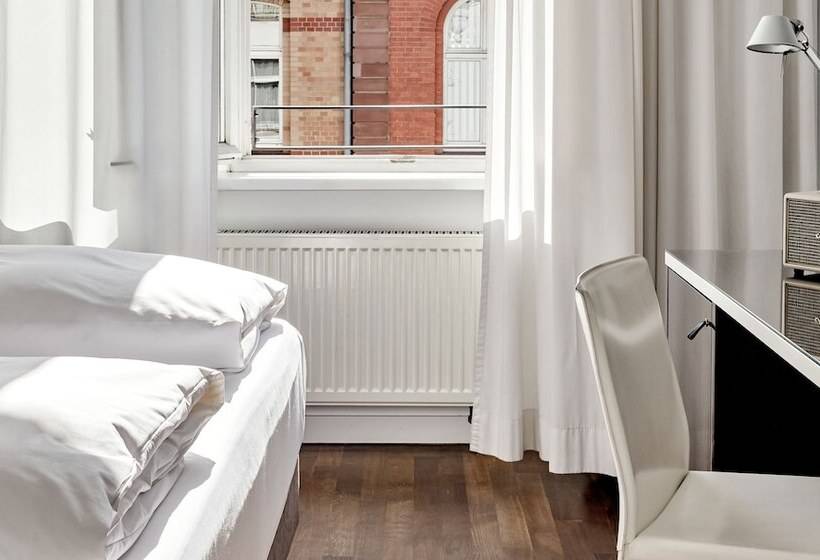 Номер Стандарт, The Pure, Frankfurt, A Member Of Design Hotels
