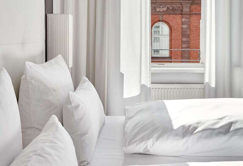 Номер Стандарт, The Pure, Frankfurt, A Member Of Design Hotels