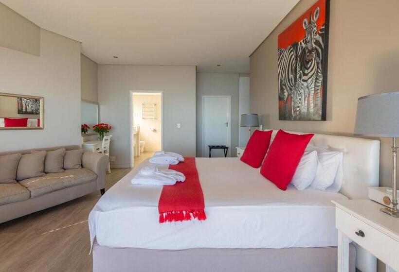 Люкс Повышенной Комфортности, Celtic Manor Boutique Guest House