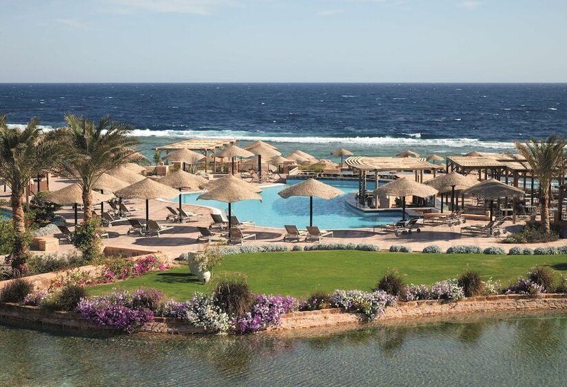 Suite with Terrace, Radisson Blu Resort El Quseir