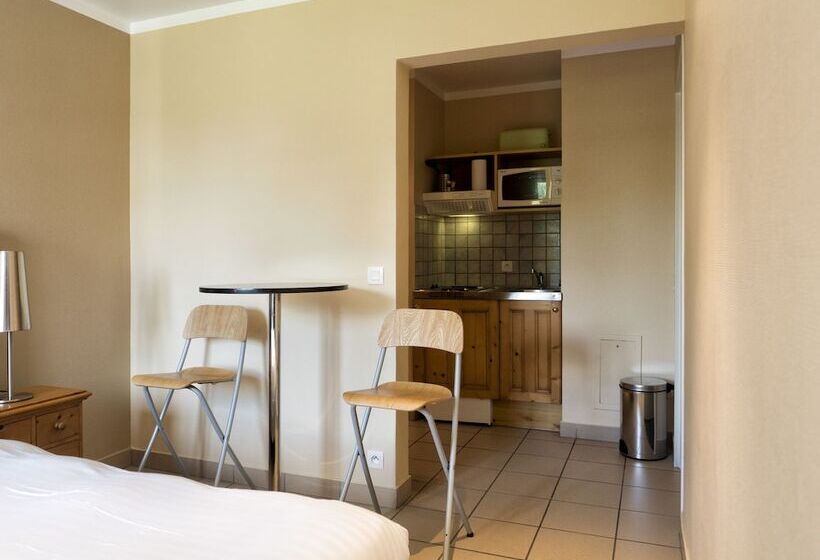 Студия Superior, Residence Hotel Les Ducs De Chevreuse Avec Hébergement, Repas & Pdj, Séminaire, Bureau & Parking