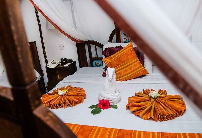 اتاق لوکس با چشم‌انداز باغ, Zanzibar Beach Resort