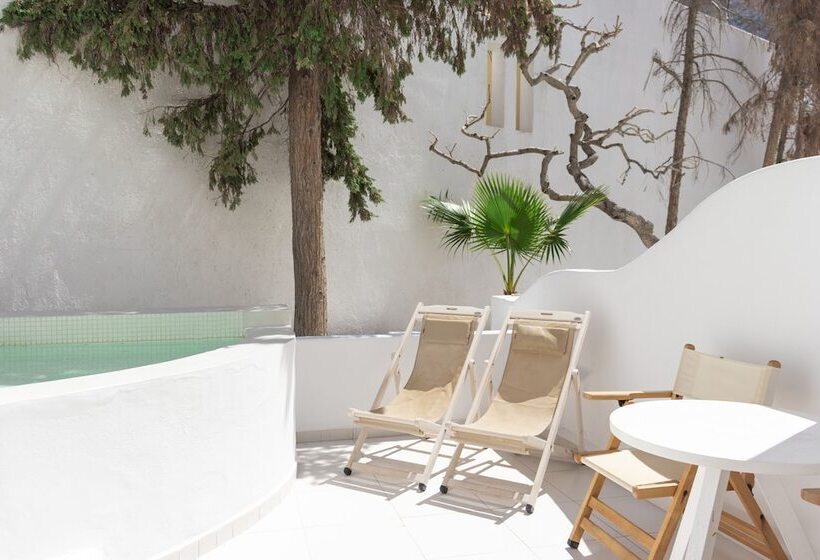 سوئیت سینیور, Cavo Bianco Boutique Hotel & Spa