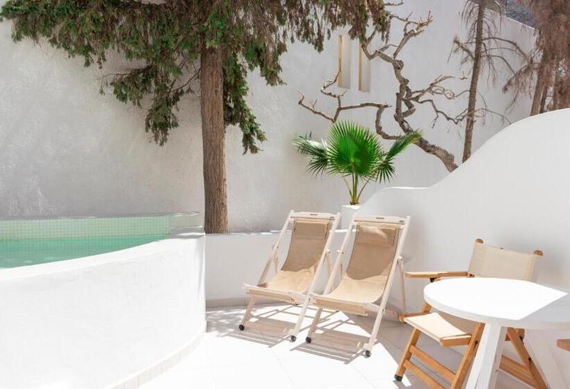 سوئیت سینیور, Cavo Bianco Boutique Hotel & Spa