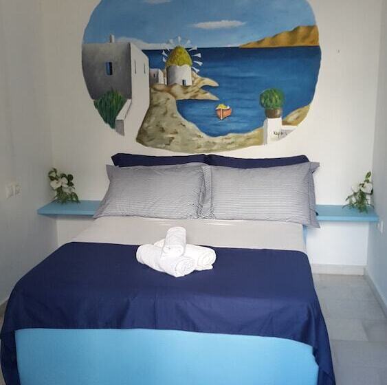 Номер Economy, John S Rooms & Studios