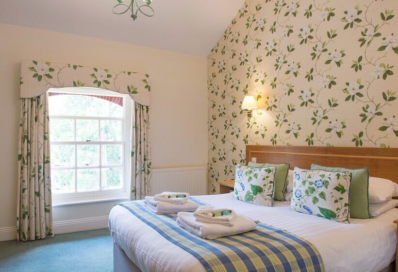 Семейный Номер, Bartley Lodge
