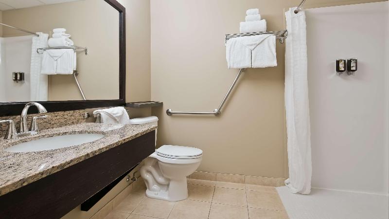 스탠다드 룸 킹사이즈 침대, Best Western Rocky Mountain House